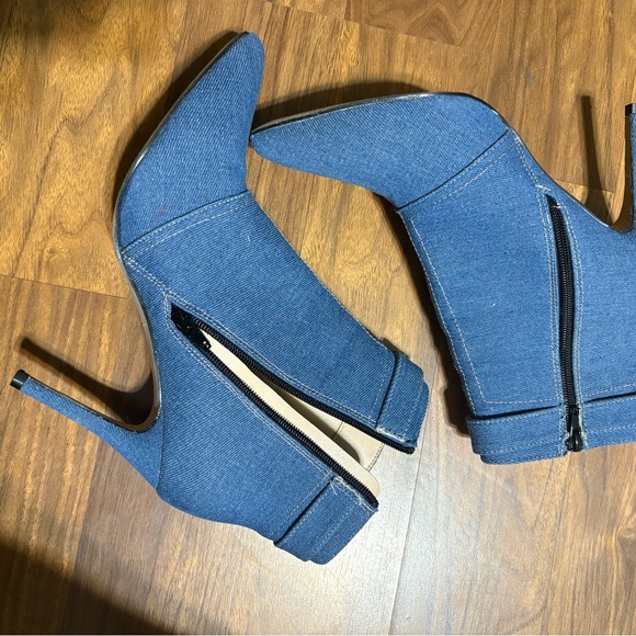 Rouge Helium Blue Denim Ankle Boots with Buckle size 10 - Picture 2 of 6